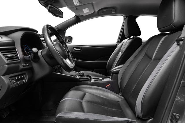 2021 NISSAN LEAF - 9