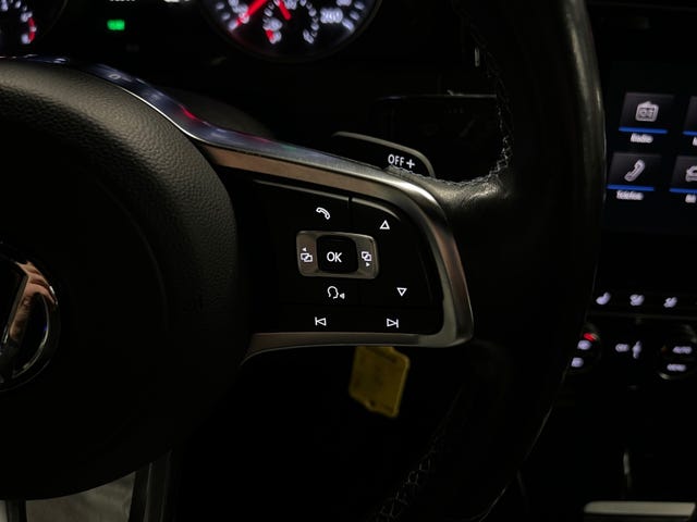 2018 VOLKSWAGEN GOLF - 33