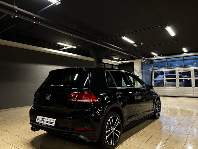 WVWZZZAUZJW806221 2018 VOLKSWAGEN GOLF-4