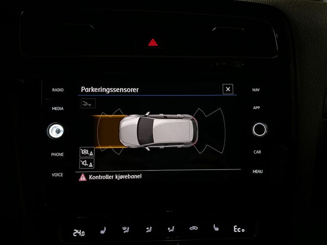 2018 VOLKSWAGEN GOLF - 27
