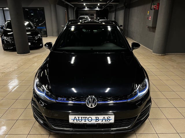 2018 VOLKSWAGEN GOLF - 11