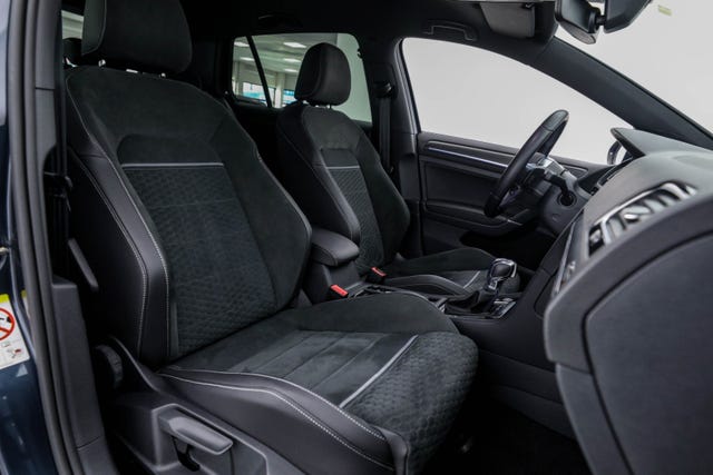 2019 VOLKSWAGEN GOLF - 28