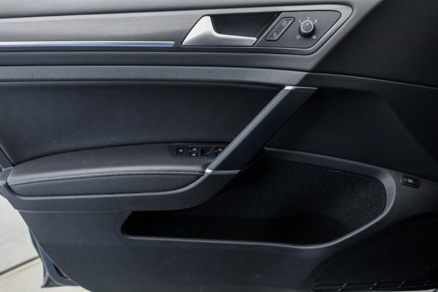 2019 VOLKSWAGEN GOLF - 12