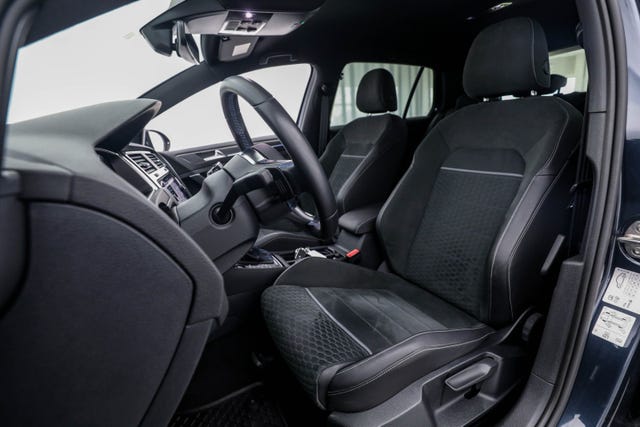 2019 VOLKSWAGEN GOLF - 27