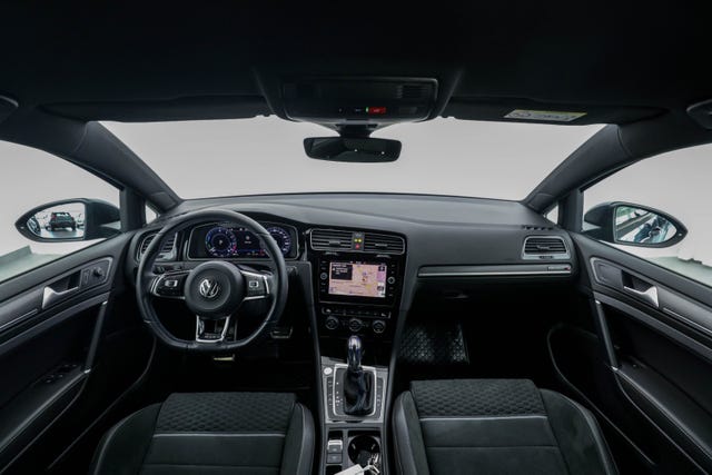 2019 VOLKSWAGEN GOLF - 15