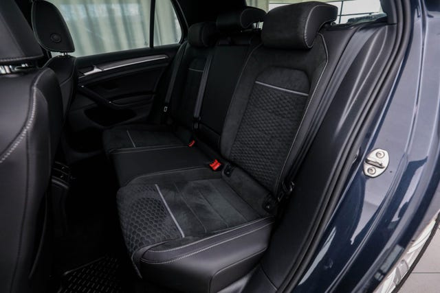 2019 VOLKSWAGEN GOLF - 31