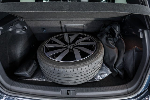 2019 VOLKSWAGEN GOLF - 34