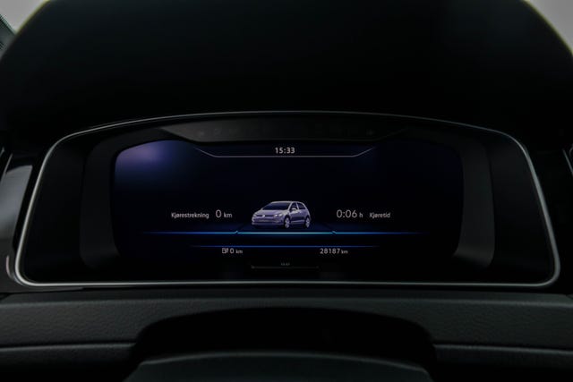 2019 VOLKSWAGEN GOLF - 17