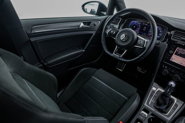 2019 VOLKSWAGEN GOLF - 29