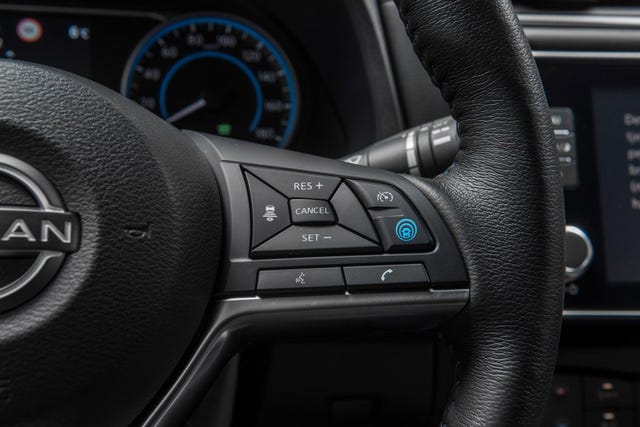 2022 NISSAN LEAF - 15