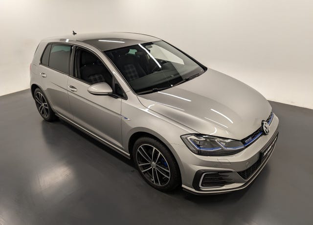 2019 VOLKSWAGEN GOLF - 10