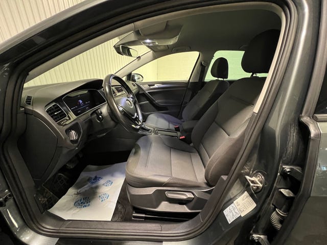 2019 VOLKSWAGEN GOLF - 11