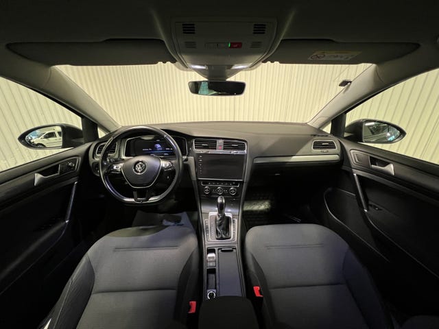 2019 VOLKSWAGEN GOLF - 18