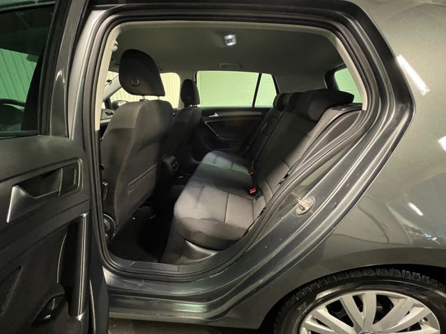 2019 VOLKSWAGEN GOLF - 13