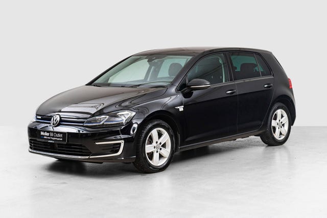 WVWZZZAUZJW911866 2018 VOLKSWAGEN GOLF-0