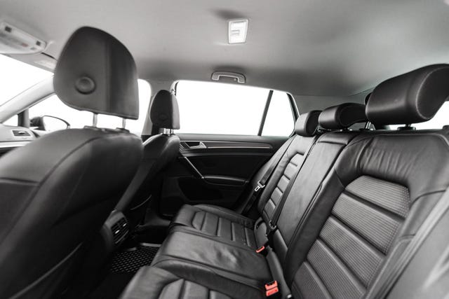 2018 VOLKSWAGEN GOLF - 16