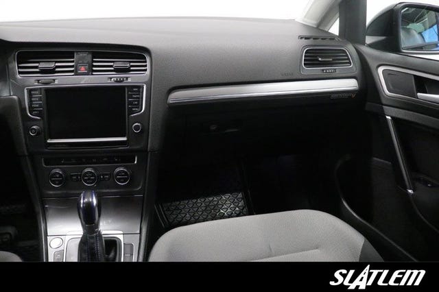 2015 VOLKSWAGEN GOLF - 20