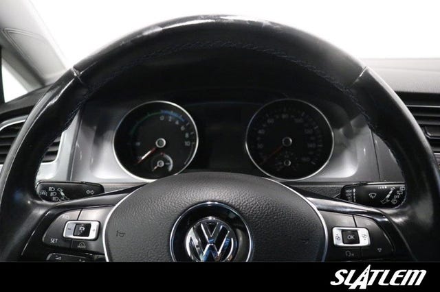 2015 VOLKSWAGEN GOLF - 31