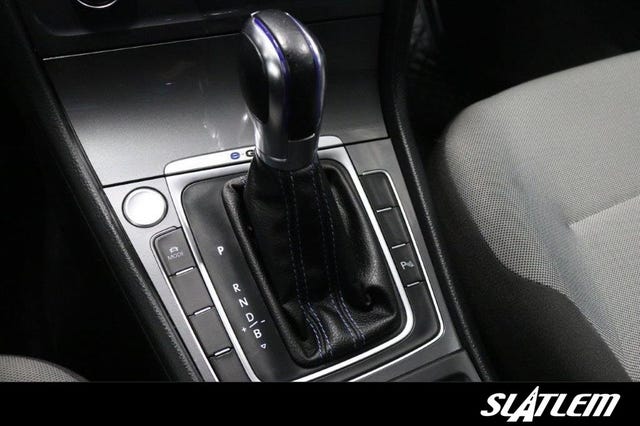 2015 VOLKSWAGEN GOLF - 41