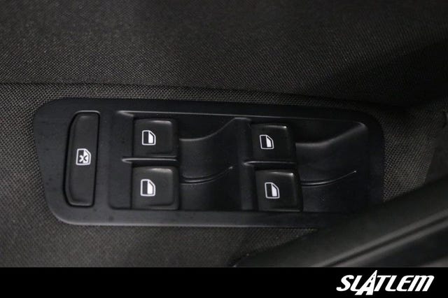 2015 VOLKSWAGEN GOLF - 27