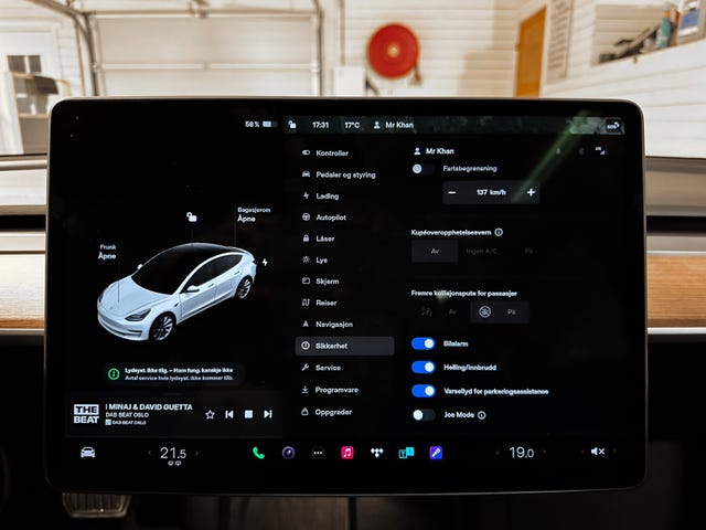 2022 TESLA MODEL 3 - 36