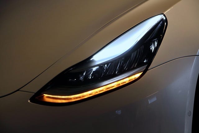 2022 TESLA MODEL 3 - 44