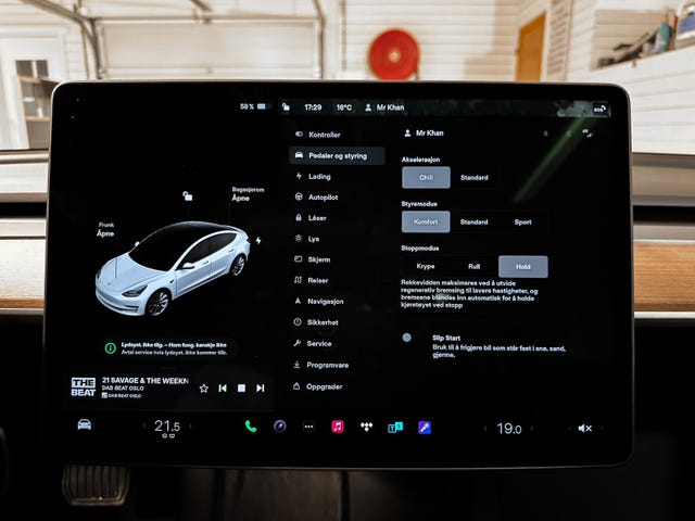 2022 TESLA MODEL 3 - 29