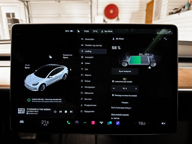2022 TESLA MODEL 3 - 30