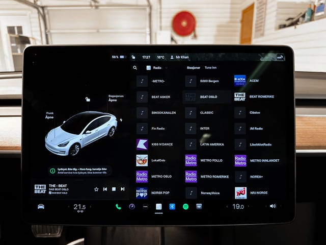 2022 TESLA MODEL 3 - 22