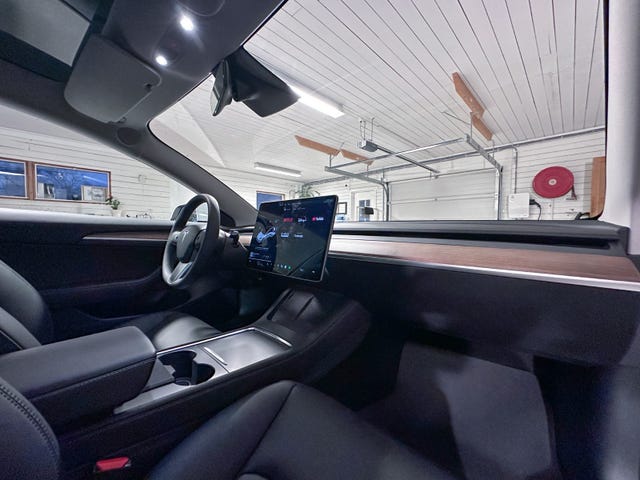 2022 TESLA MODEL 3 - 10