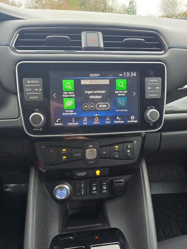 2022 NISSAN LEAF - 9