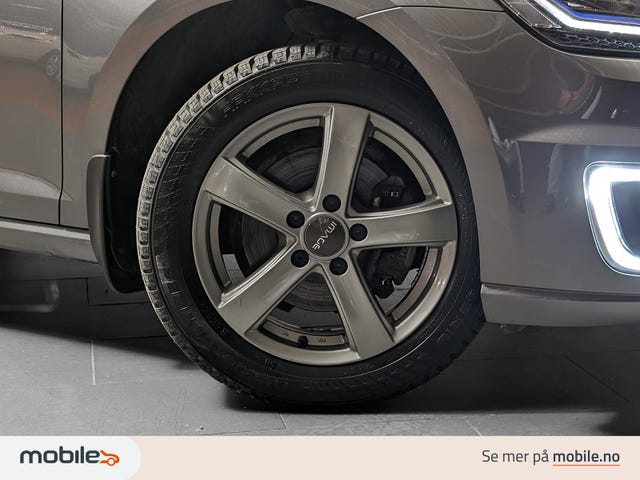 WVWZZZAUZJW902937 2018 VOLKSWAGEN GOLF-2