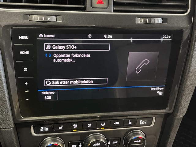 2019 VOLKSWAGEN GOLF - 19