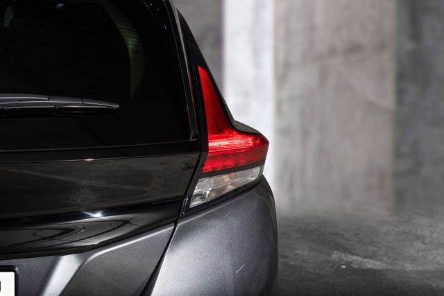 2022 NISSAN LEAF - 7