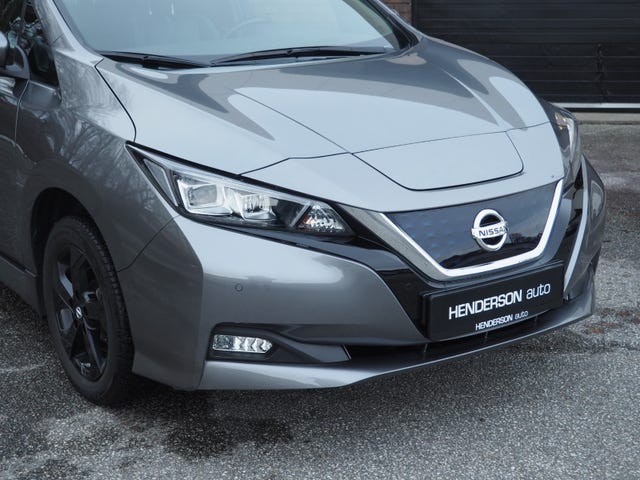 2021 NISSAN LEAF - 10