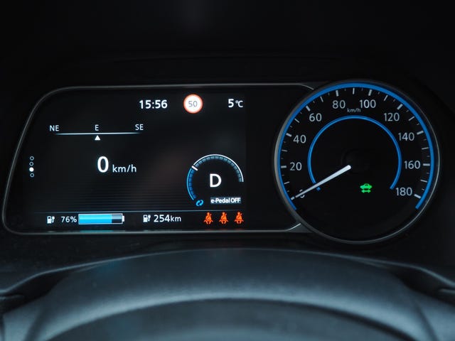 2021 NISSAN LEAF - 25