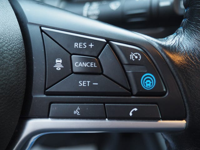 2021 NISSAN LEAF - 24