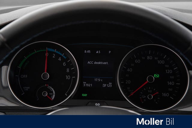 2019 VOLKSWAGEN GOLF - 12