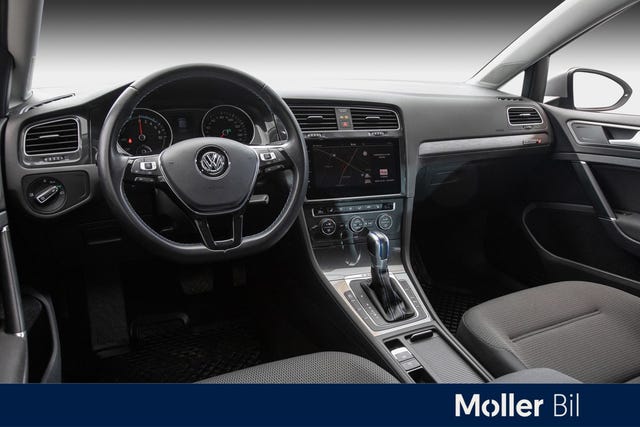 2019 VOLKSWAGEN GOLF - 19