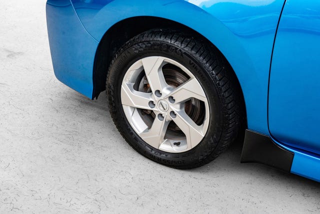 2021 NISSAN LEAF - 9