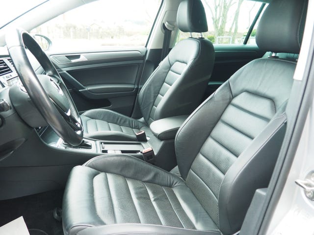 2019 VOLKSWAGEN GOLF - 13