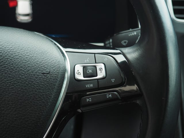 2019 VOLKSWAGEN GOLF - 18