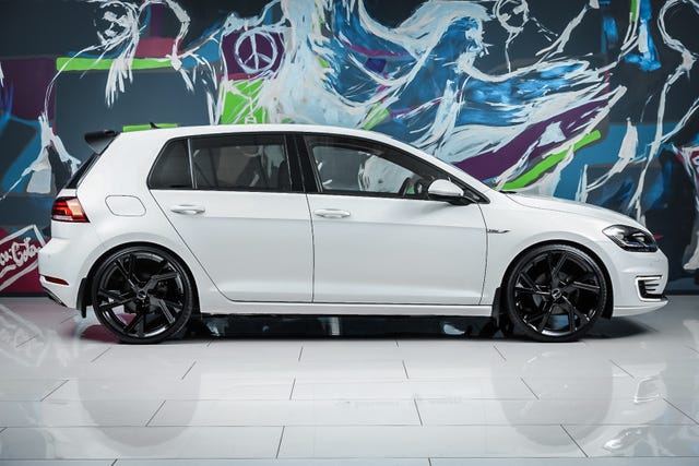 WVWZZZAUZK8903245 2019 VOLKSWAGEN GOLF-3