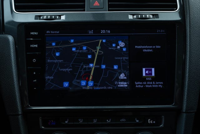 2019 VOLKSWAGEN GOLF - 27