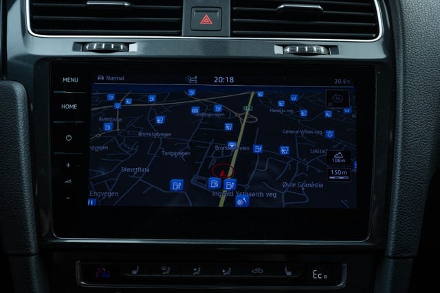 2019 VOLKSWAGEN GOLF - 32