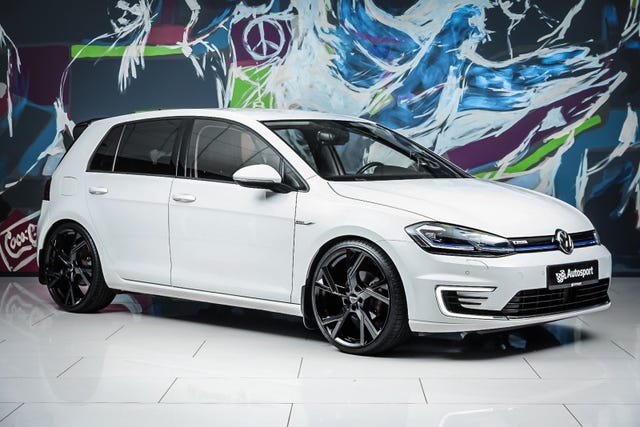 WVWZZZAUZK8903245 2019 VOLKSWAGEN GOLF-2