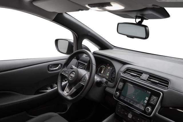 2022 NISSAN LEAF - 20