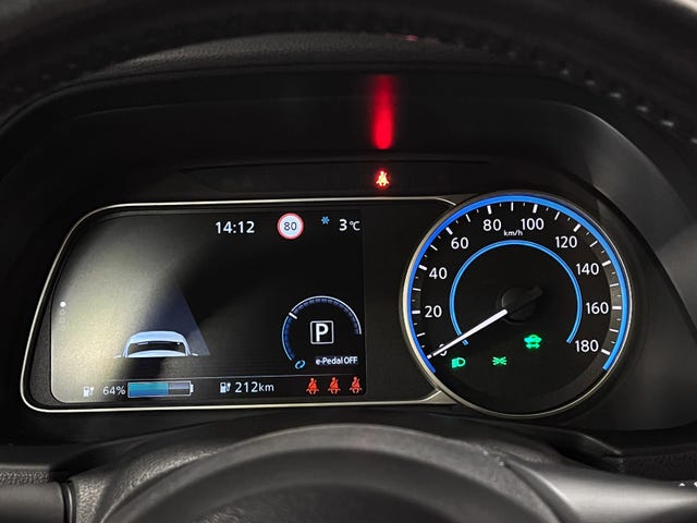 2020 NISSAN LEAF - 9