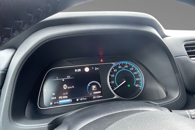 2021 NISSAN LEAF - 17