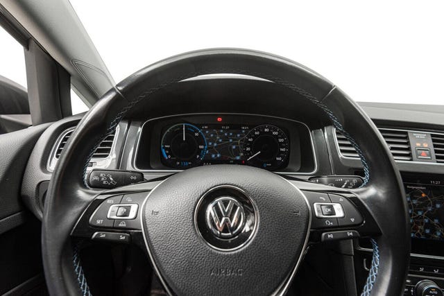 2018 VOLKSWAGEN GOLF - 10